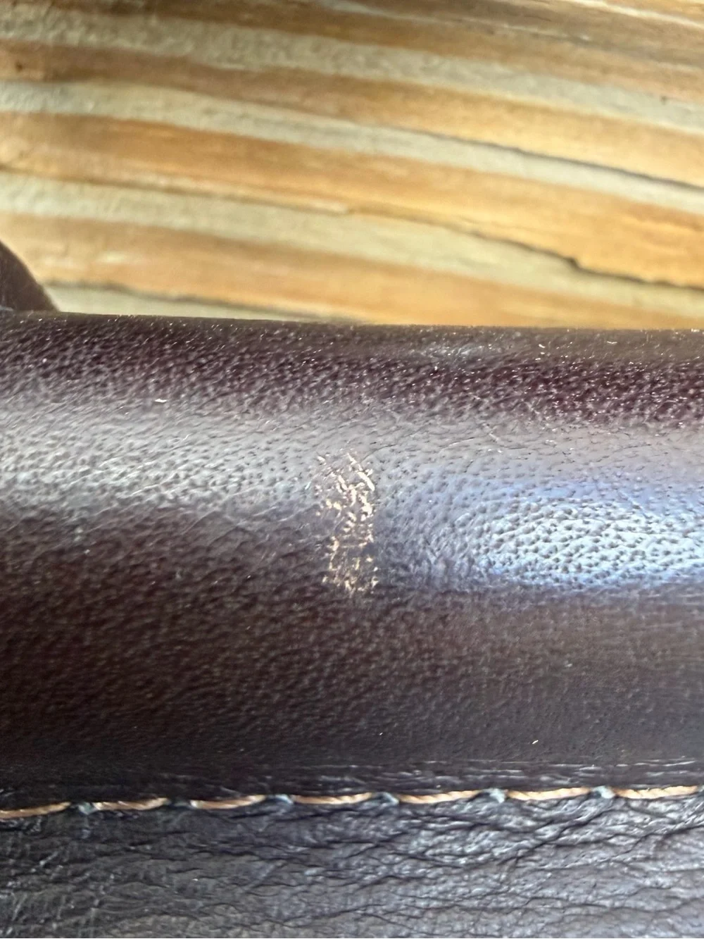 Kenneth Cole Reaction Dark Brown Leather Messenger Bag with Adjustable Strap